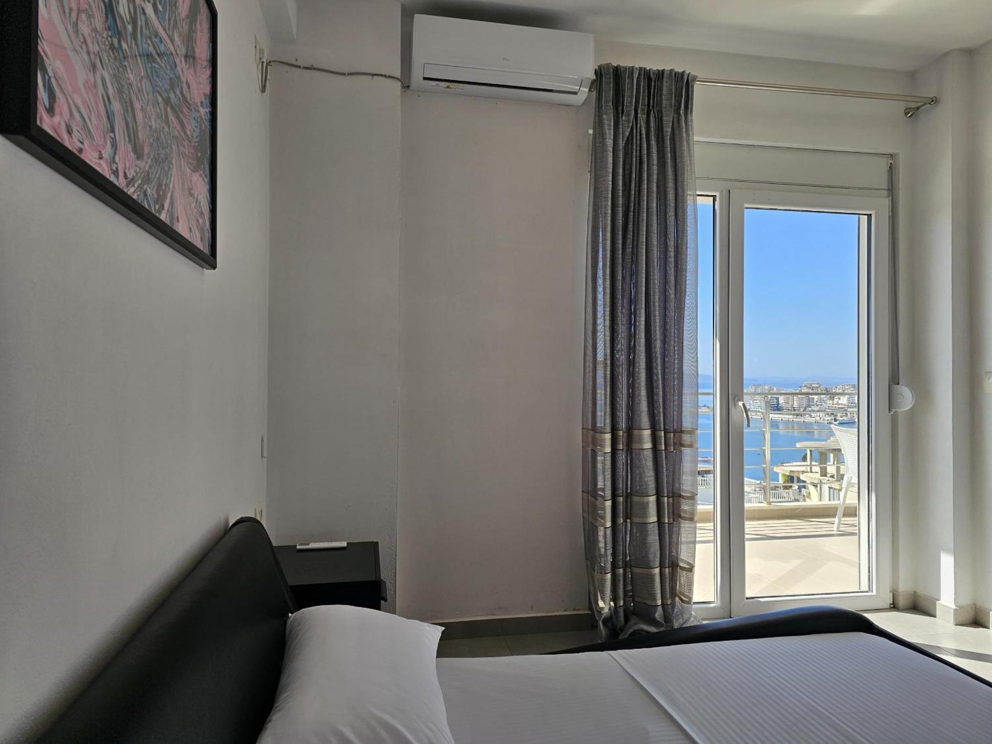 Wonderful View Apartments Sarandë Exterior foto
